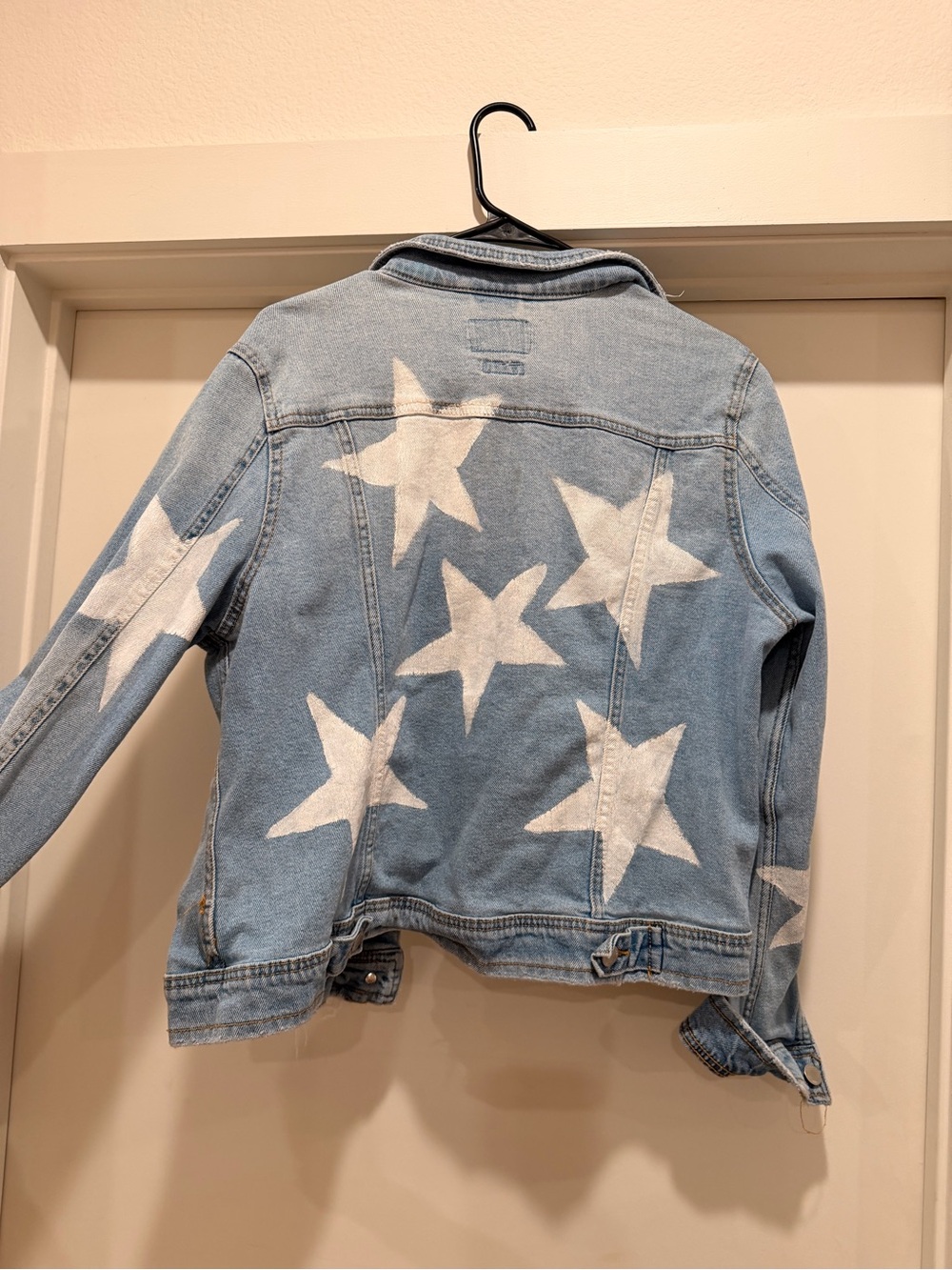 Universal Thread Light Blue Denim Jacket with Painted White Stars
